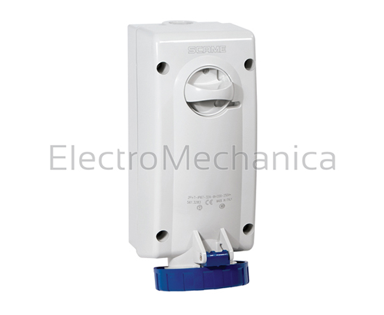 561.3286 — 561.3286 - 32A 3P+E IP67 Surf Switch Socket | Scame